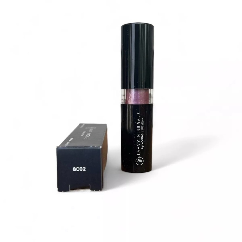 COPY - New Savvy Minerals Lipstick Uptown Girl - Picture 5 of 5